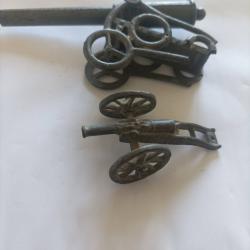 Lot de 2 canons en plomb