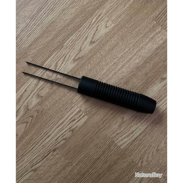 Slide action Mossberg Maverick 88