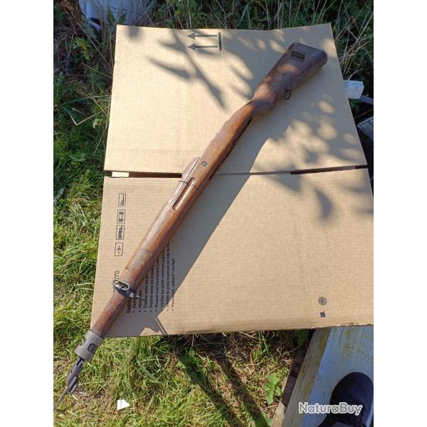 Reproduction de crosse et garde main mauser 98