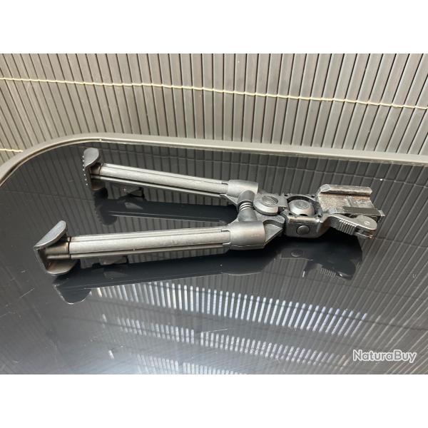 Bipied B&T - Pied  crampons - fixation picatinny - 1 sans prix de rserve