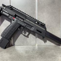 "EXCLUSIVITÉ: HK MP7 at Home" Pistolet Farrowtech FT7 Calibre 22 Lr avec silencieux.