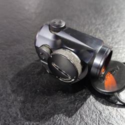 Bonjour,Je mets en vente mon Aimpoint Micro H1. Il est en parfait état de fonctionnement.