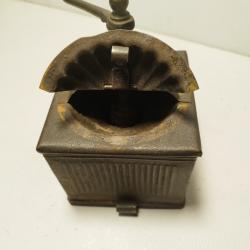 Moulin à café réglementaire Français WW1