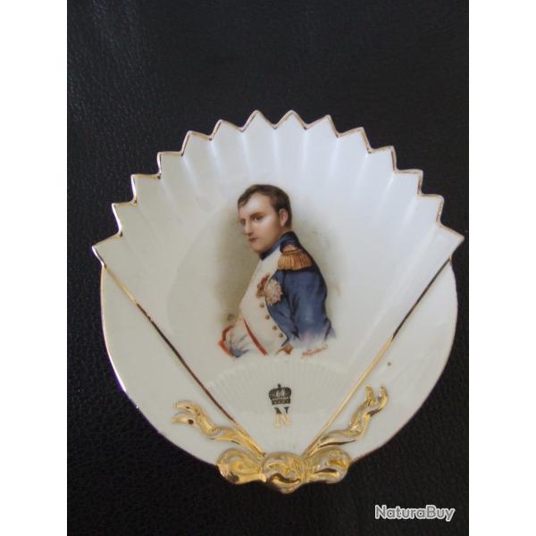 JOLIE COUPELLE PORCELAINE NAPOLEON BONAPARTE EMPEREUR