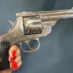 HARRINGTON RICHARDSON AUTO EJECTING 2nd modèle 5eme issue calibre 32sw long