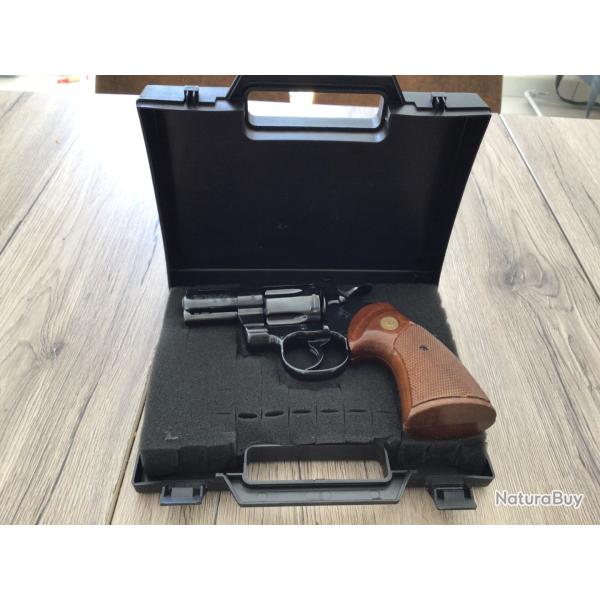 Revolver COLT Python 2,5 pouces en excellent état - Revolvers de ...