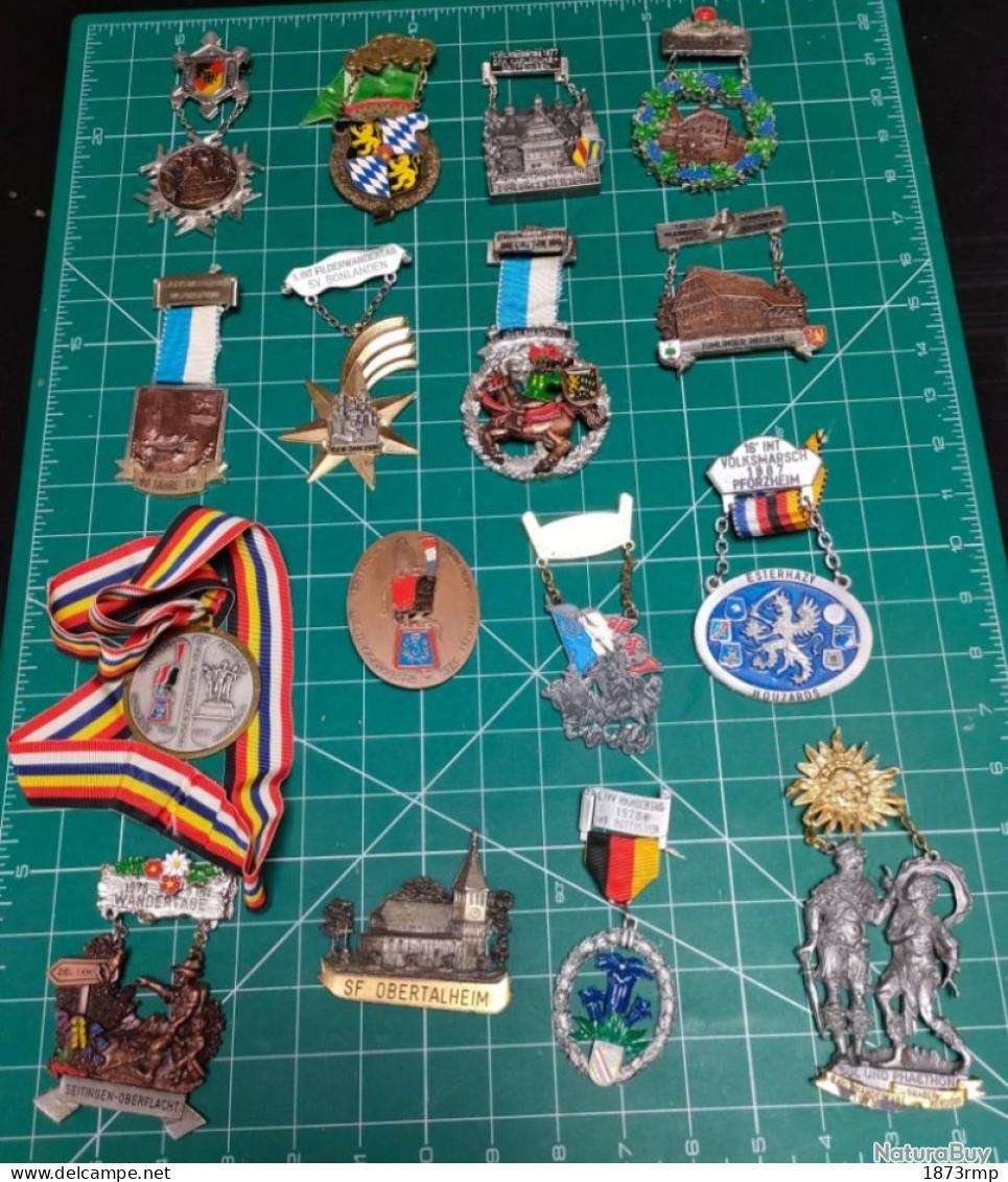 Lot De Décorations Et Médailles De La RDA (DDR) - Années 60/70, Métal, Bon État