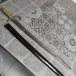 Baionnette Chassepot avec son fourreau en métal