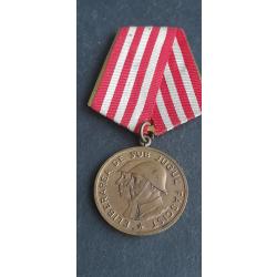 MEDAILLE CONTRE LE FASCISME 1