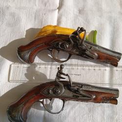 Paire pistolets à silex XVIIIeme