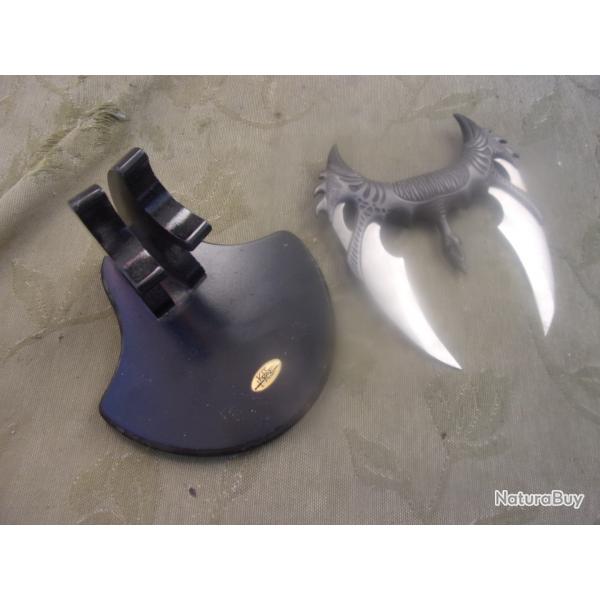 un couteau dcoratif sur support 20 cm KIT Rae