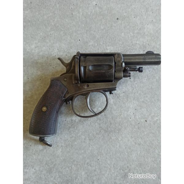 Revolver de fabrication belge du type agent - 5 chambres en calibre 8.92 - mise vente 1