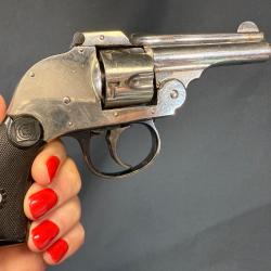 REVOLVER HARRINGTON RICHARDSON HAMMERLESS SMALL FRAME FIRST MODEL cal. 32sw short