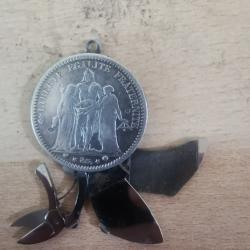 Onglier Eloi Pernet 5 Francs en argent 1873.