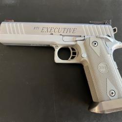 STI EXECUTIVE 40sw Parfait Etat