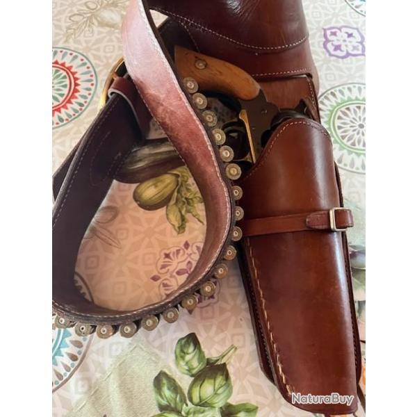 Revolver Remington 1858 mauvais tat de tir + ceinturon +holster type droit Bucadero