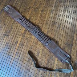 CEINTURON EN CUIR DE QUALITÉ CARTOUCHIÈRE 20 CARTOUCHES A BALLES