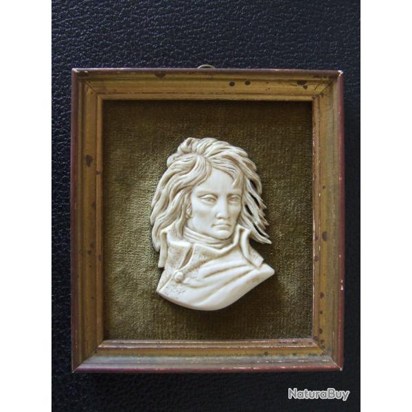 JOLIE CADRE MINIATURE GENERAL NAPOLEON BONAPARTE