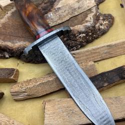 Couteau de chasse, de survie et de bushcraft fait main en Damas avec étui FTM8