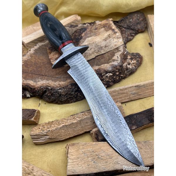 Couteau de chasse, de survie et de bushcraft fait main en Damas avec tui FTM9