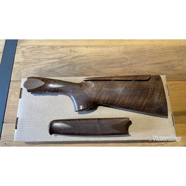 Crosse + longuesse noyer Grade 3 B FAST BERETTA SILVER PIGEON 686/687 SPORTING cal 20 (droite) neuf