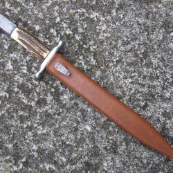 DAGUE DE CHASSE ARTISANALE SUR BASE DE BAIONNETTE
