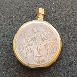 Beau petit briquet de poilu - art de tranchée WW1 - laiton et pièce 10 ct RF