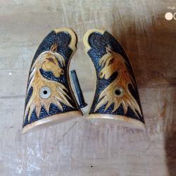 Plaquettes crosse en buis "le cavalier" remington 1858 pietta
