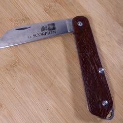 Couteau pliant type colonial PRADEL BROSSARD "Le Scorpion" HUGO PRATT TB état