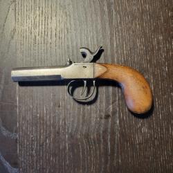 Pistolet a percussion cal.45 en bonne état,"pistolet a coffre" poudre noire