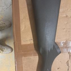 Crosse   Synthétique Noire pour Remington 7600 A saisir !!!