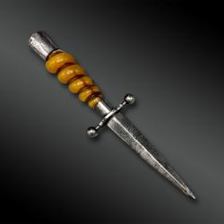 DAGUE appelé pique-couille gravée - Europe - XIXème siècle