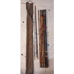 Canne à pêche bambou ancienne avec sacoche