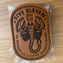 Écusson Five Eleven Patch Scorpion Velcro noir marron PVC