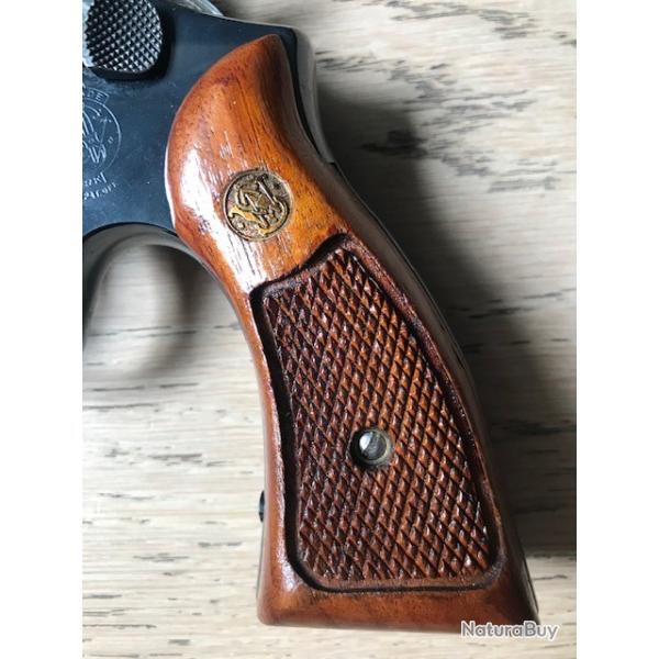 Pour S&W K / L square butt, plaquettes.