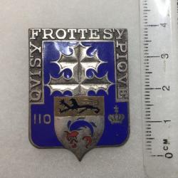FRANCE INFANTERIE - Insigne 110° R.I. Régiment d?Infanterie?émail, dos guilloché?(Drago 114)