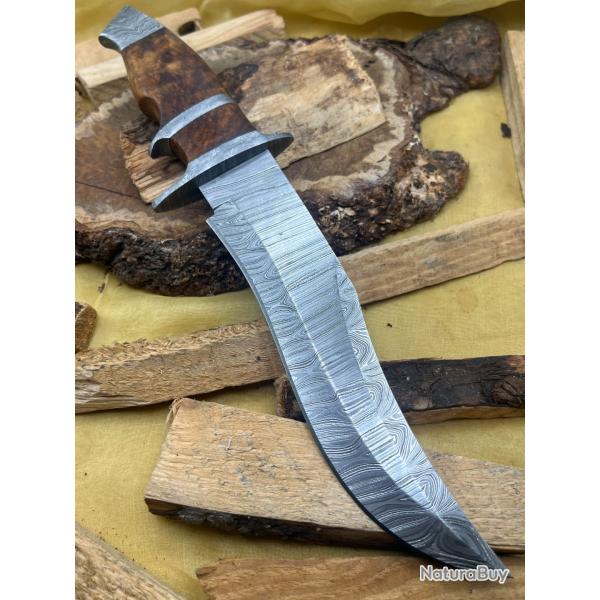 Couteau de chasse, de survie et de bushcraft fait main en Damas avec tui FTM10