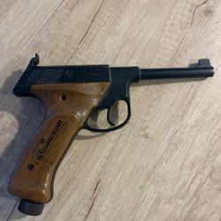 Pistolet à plomb