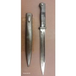 Baïonnette 98 k Allemande avec son etui:90