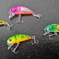 4 LEURRES 2 HAMECONS TRIPLES CROCHETS POUR CARNASSIERS MER ET RIVIERE