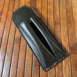 ÉTUI EN CUIR ARTISANAL MAX CAPDEBARTHES COUTEAUX STYLOS