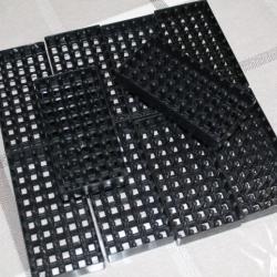 lot d'alvéoles de rangement de munitions petits calibres