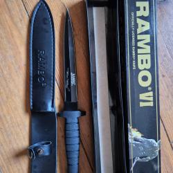 Reproduction du Poignard Rambo 6