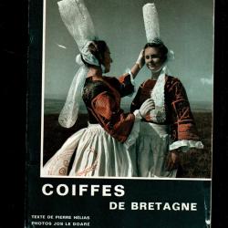 coiffes de bretagne et le costume breton, 2 plaquettes
