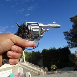 Superbe revolver calibre 450 ELG.
