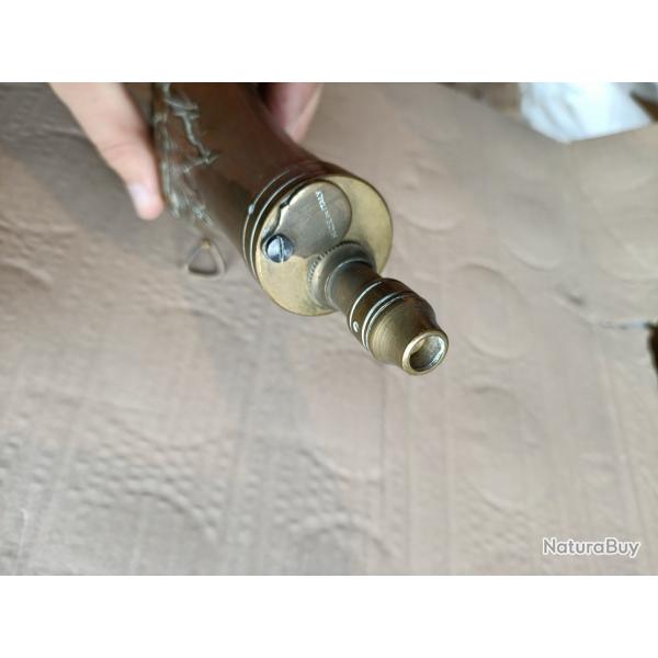 Poire a poudre motif artillerie