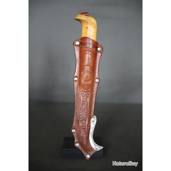 Ancien couteau traditionnel de chasse Finlandais dit Puuko - Finlande, 2nde moti 20me sicle