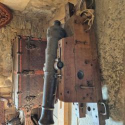 Vrai CANON d'artillerie avec socle mer du nord de la France