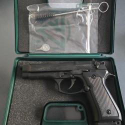 "Beretta 92 F" noir cal. 9mm + 50 cartouches à blanc + Balles défense 18mm