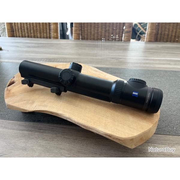 Lunette Zeiss V8 1.1-8x30 + montage blaser